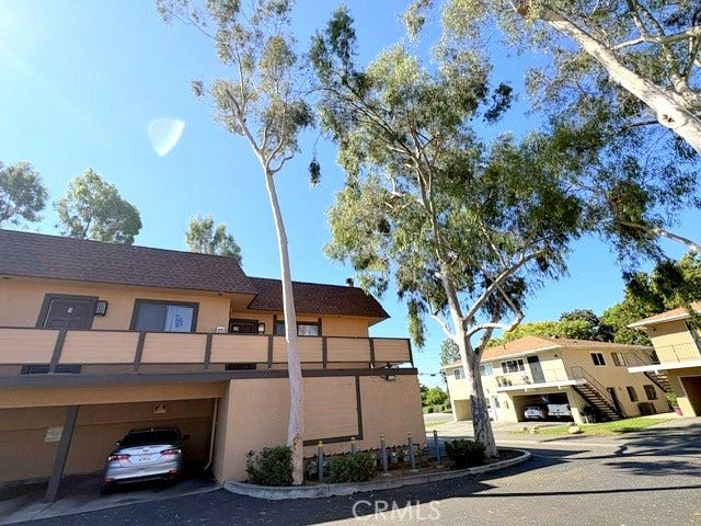 Property photo for 189 Linda Way, #10, Upland, CA