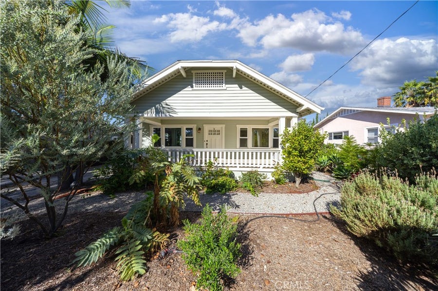 Property photo for 135 N San Marino Avenue, Pasadena, CA
