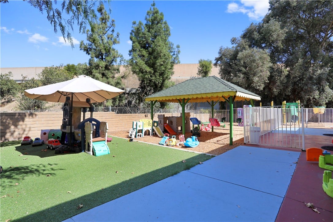 14611 Pipeline, Chino, CA 91710 14611 Pipeline, Chino, CA 91710