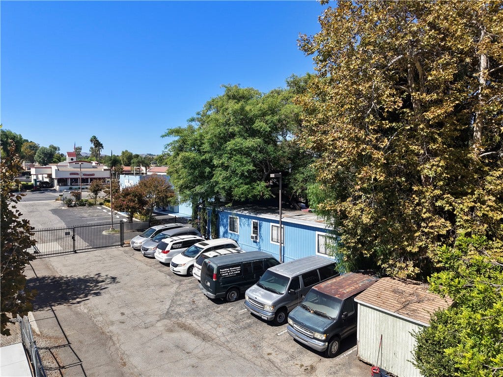 14611 Pipeline, Chino, CA 91710 14611 Pipeline, Chino, CA 91710