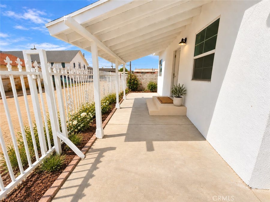 Property photo for 922 Center Street, Riverside, CA