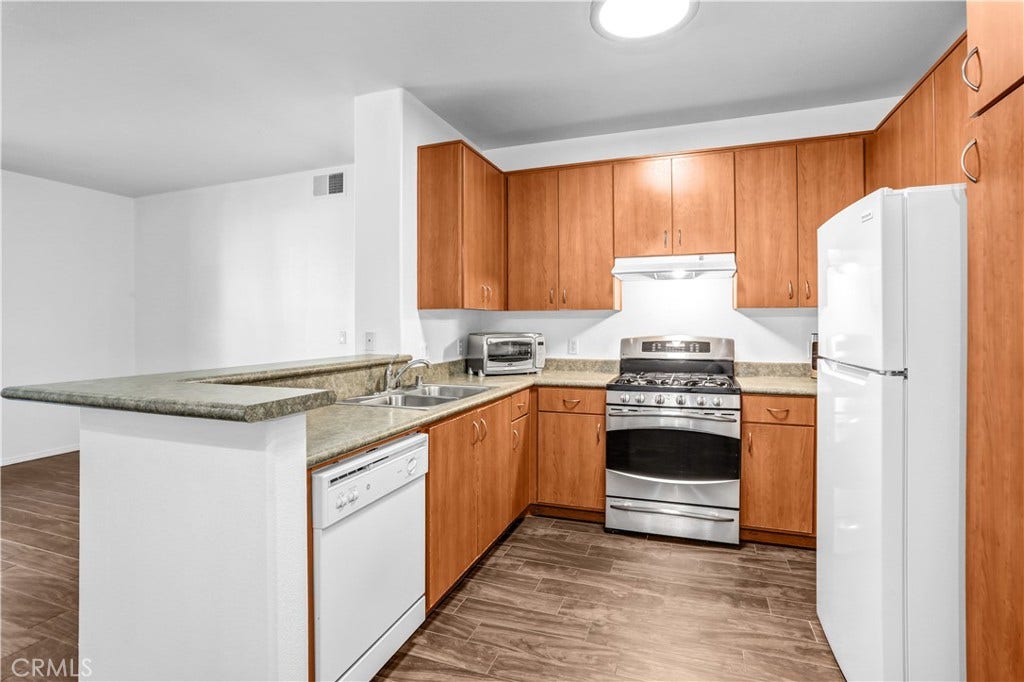 825 Francesca Drive, #103, Walnut, CA 91789 Kitchen