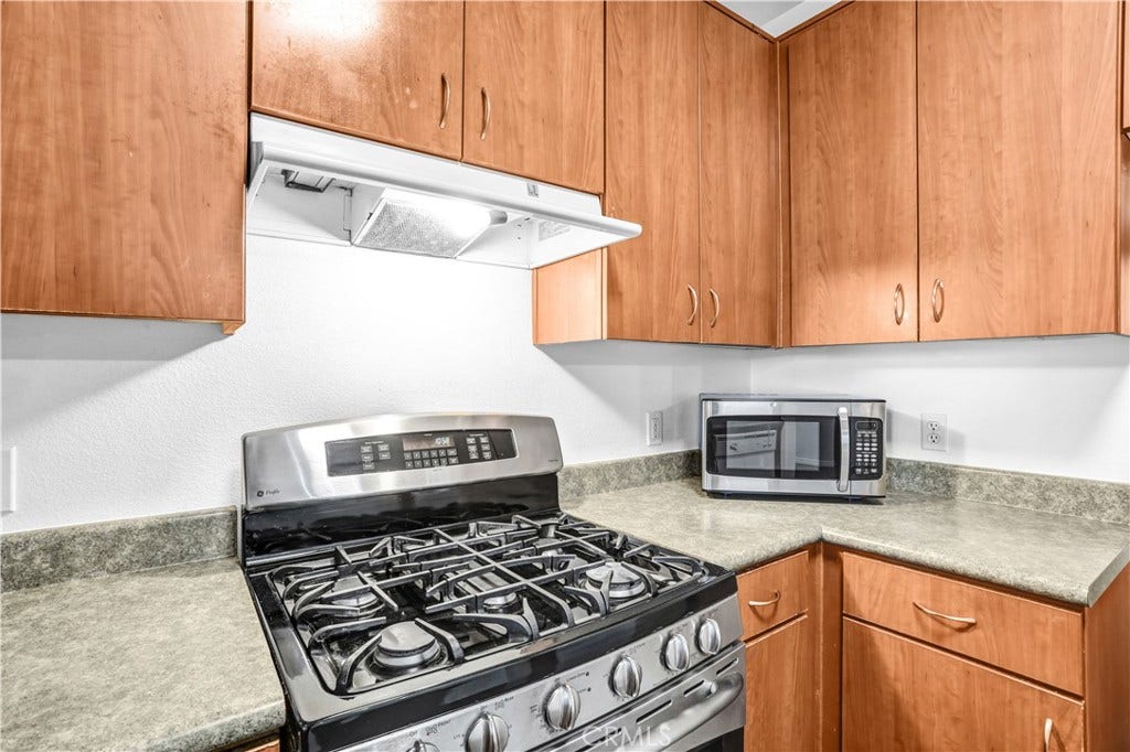 825 Francesca Drive, #103, Walnut, CA 91789 Kitchen