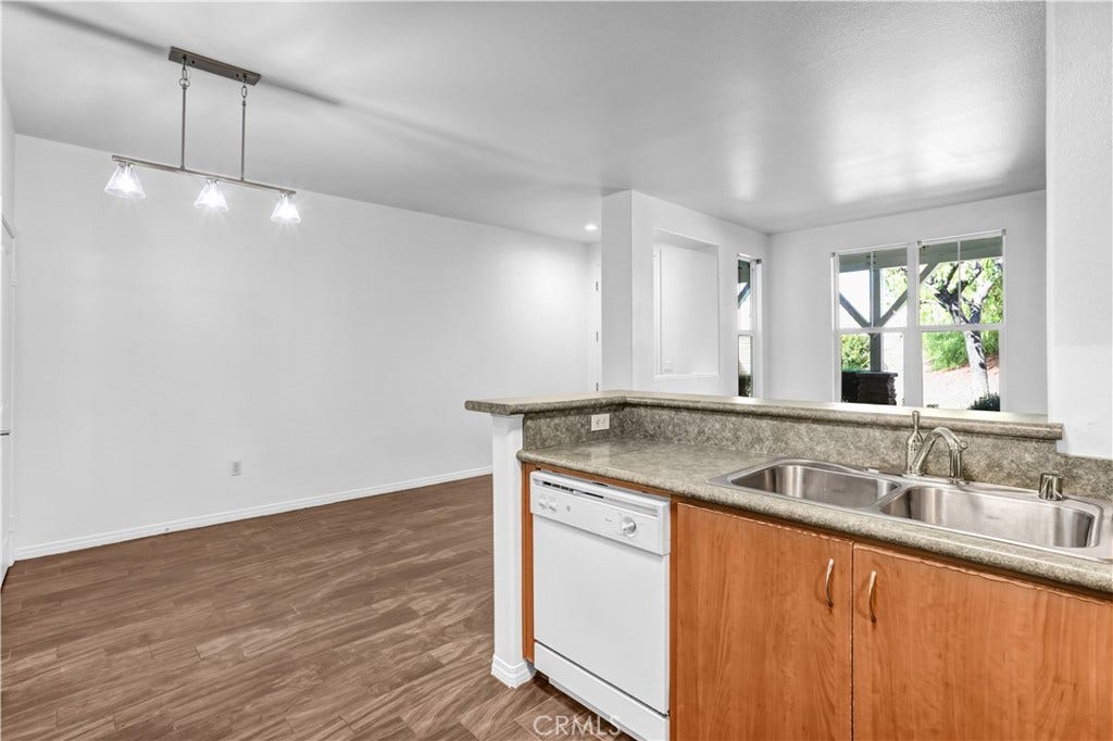 825 Francesca Drive, #103, Walnut, CA 91789 Kitchen