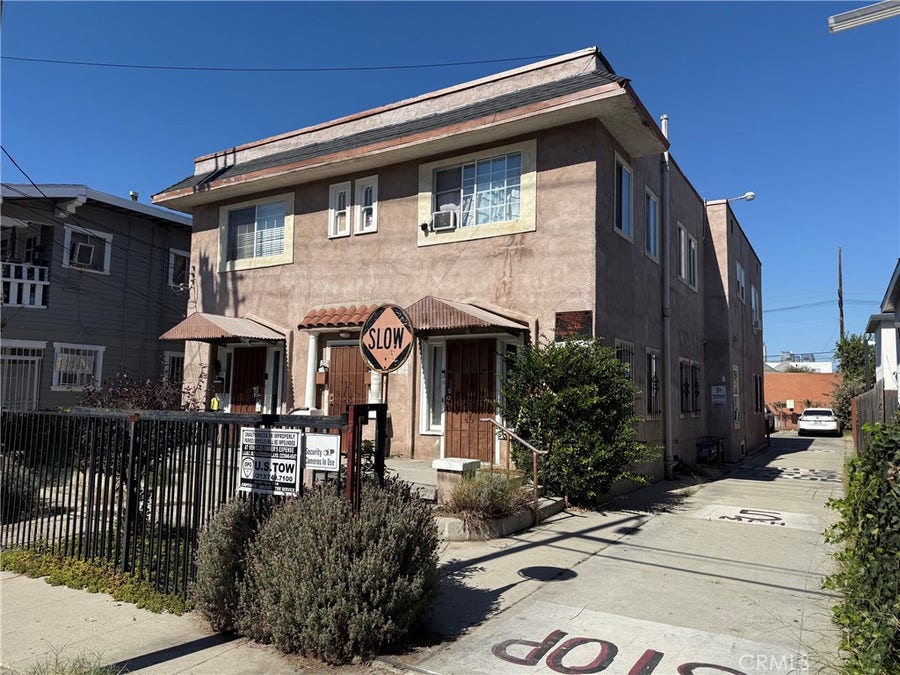 Property photo for 201 E 31st, Los Angeles, CA