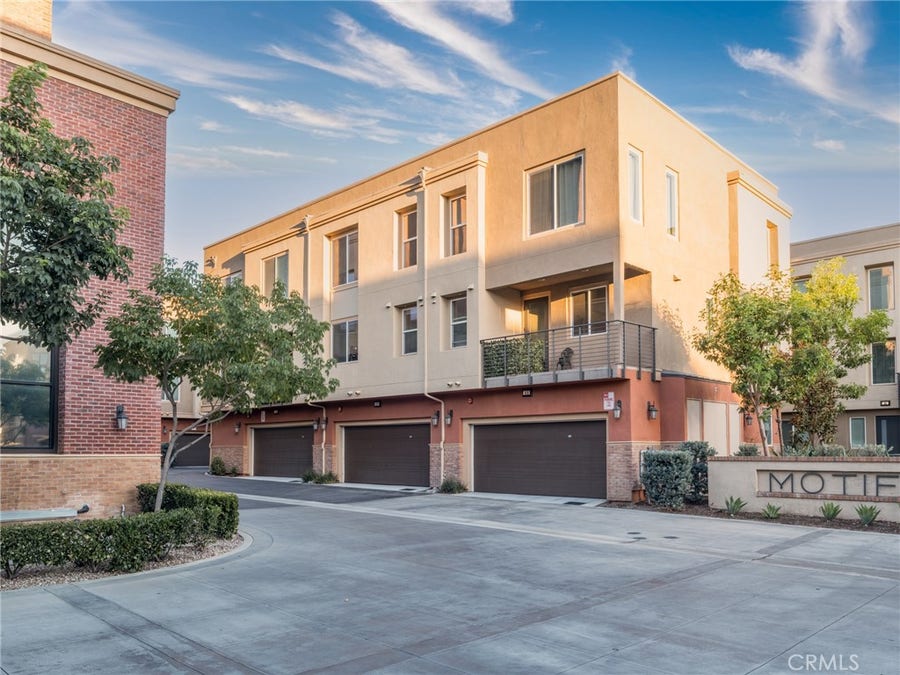 Property photo for 422 W Route 66, #47, Glendora, CA