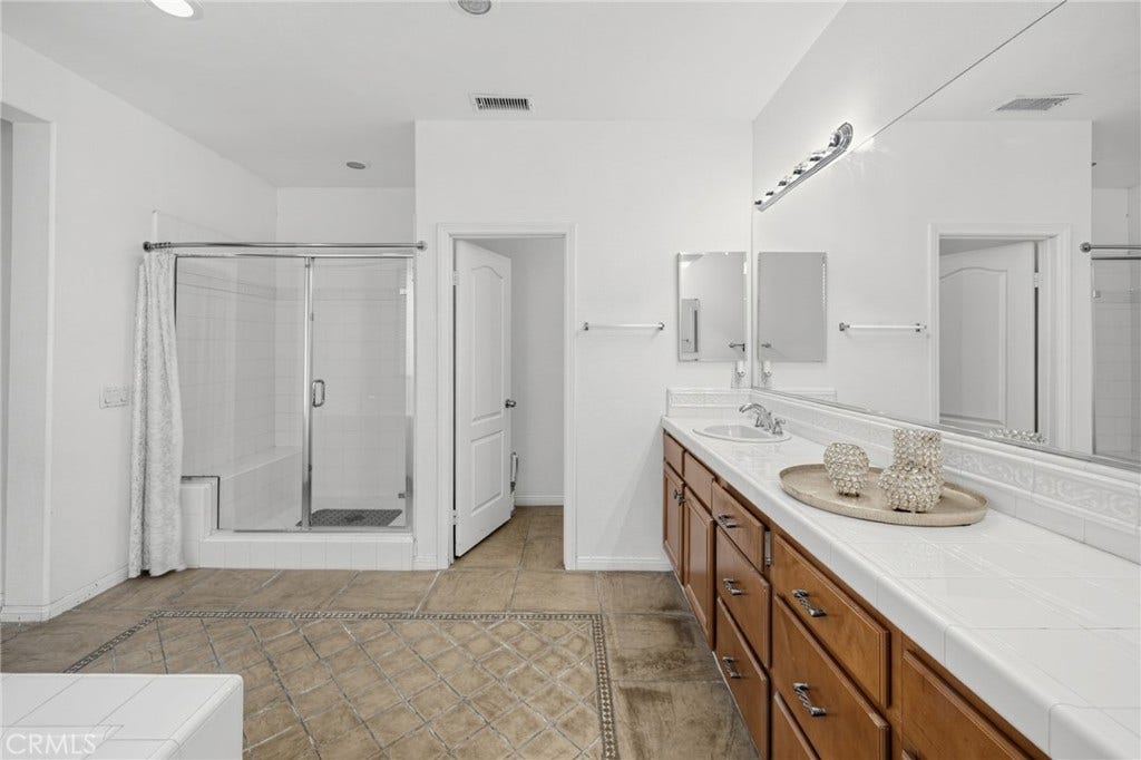 14099 Springwater, Corona, CA 92880 14099 Springwater, Corona, CA 92880