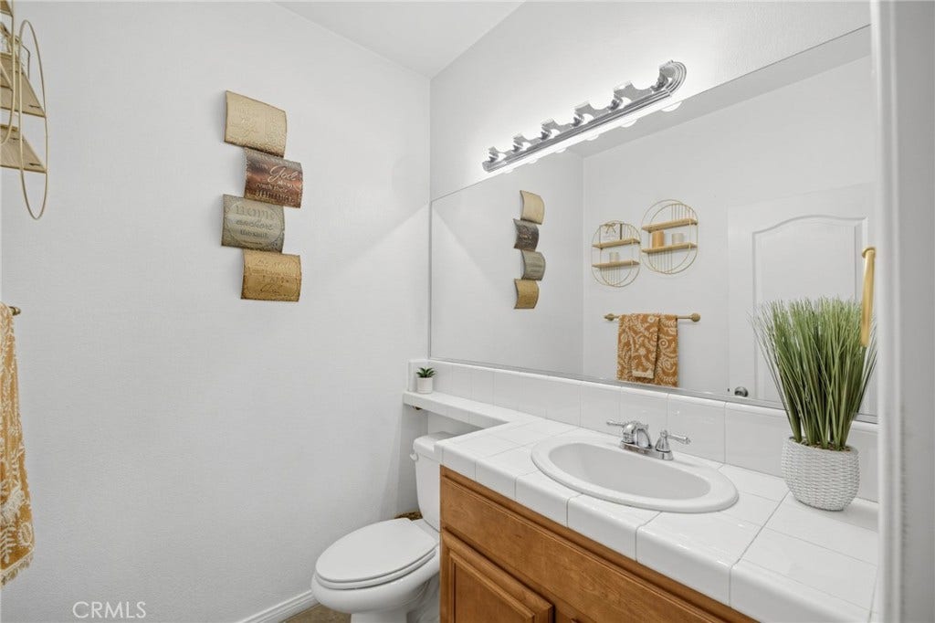 14099 Springwater, Corona, CA 92880 14099 Springwater, Corona, CA 92880