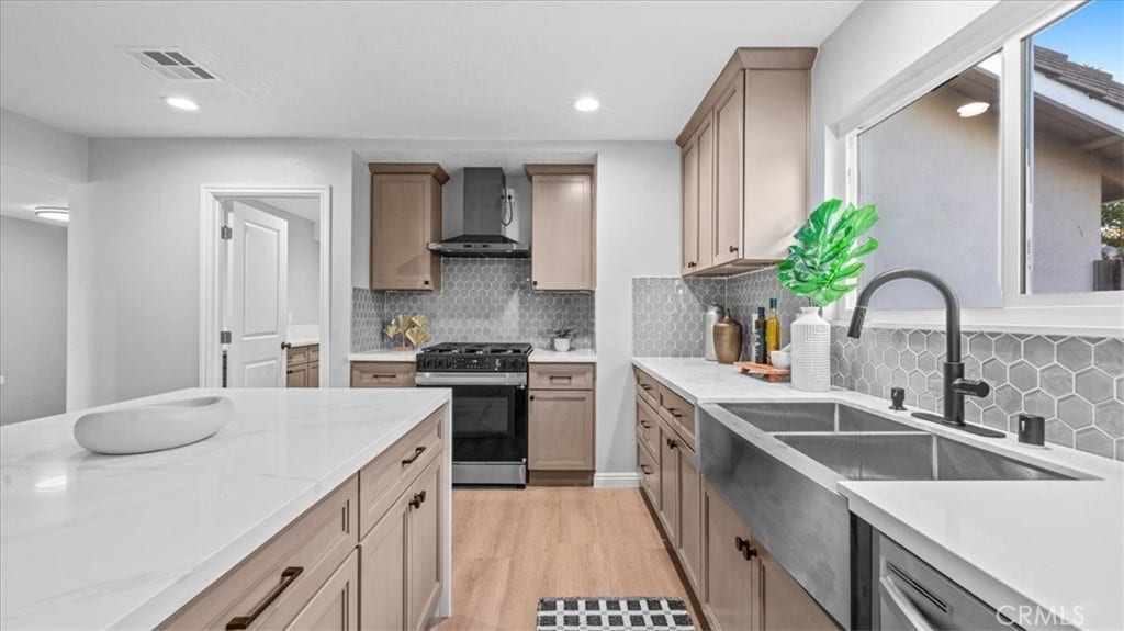 1668 Chestnut Hill, Walnut, CA 91789 1668 Chestnut Hill, Walnut, CA 91789