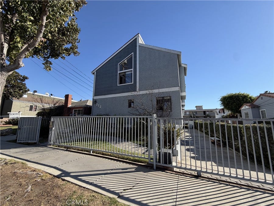 Property photo for 312 E Plymouth Street, #4, Inglewood, CA