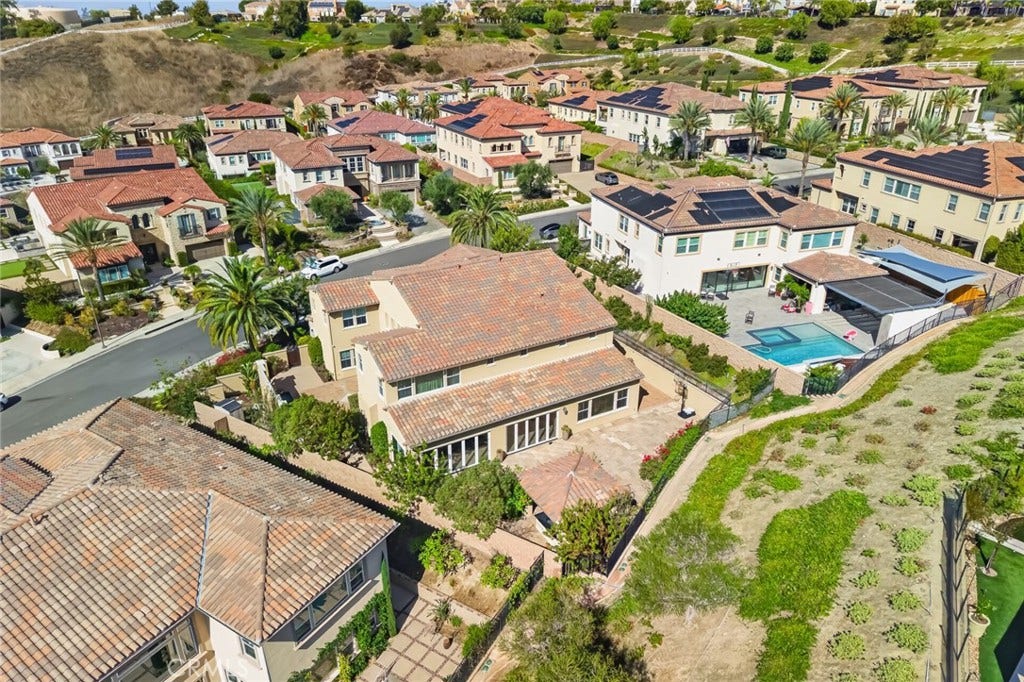 4090 Duke Dr, Yorba Linda, CA 92886 4090 Duke Dr, Yorba Linda, CA 92886