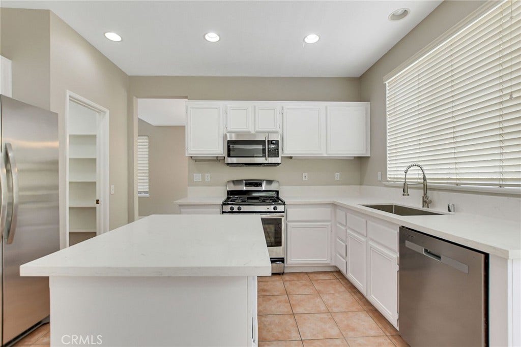 32904 Cinon Drive, Temecula, CA 92592 32904 Cinon Drive, Temecula, CA 92592