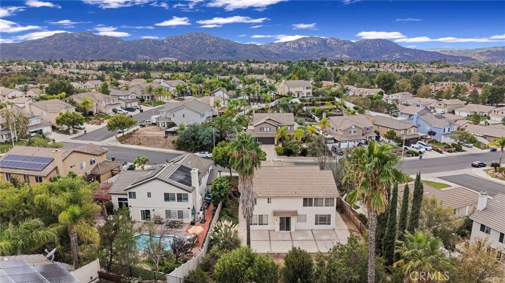 32904 Cinon Drive, Temecula, CA 92592 32904 Cinon Drive, Temecula, CA 92592