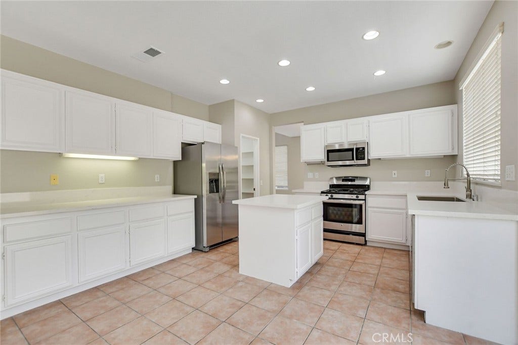 32904 Cinon Drive, Temecula, CA 92592 32904 Cinon Drive, Temecula, CA 92592