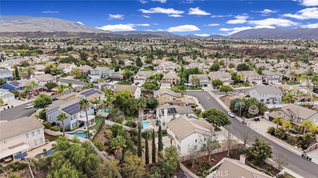 32904 Cinon Drive, Temecula, CA 92592 32904 Cinon Drive, Temecula, CA 92592