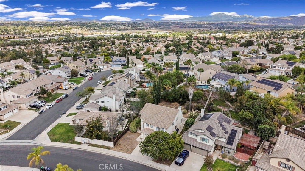 32904 Cinon Drive, Temecula, CA 92592 32904 Cinon Drive, Temecula, CA 92592