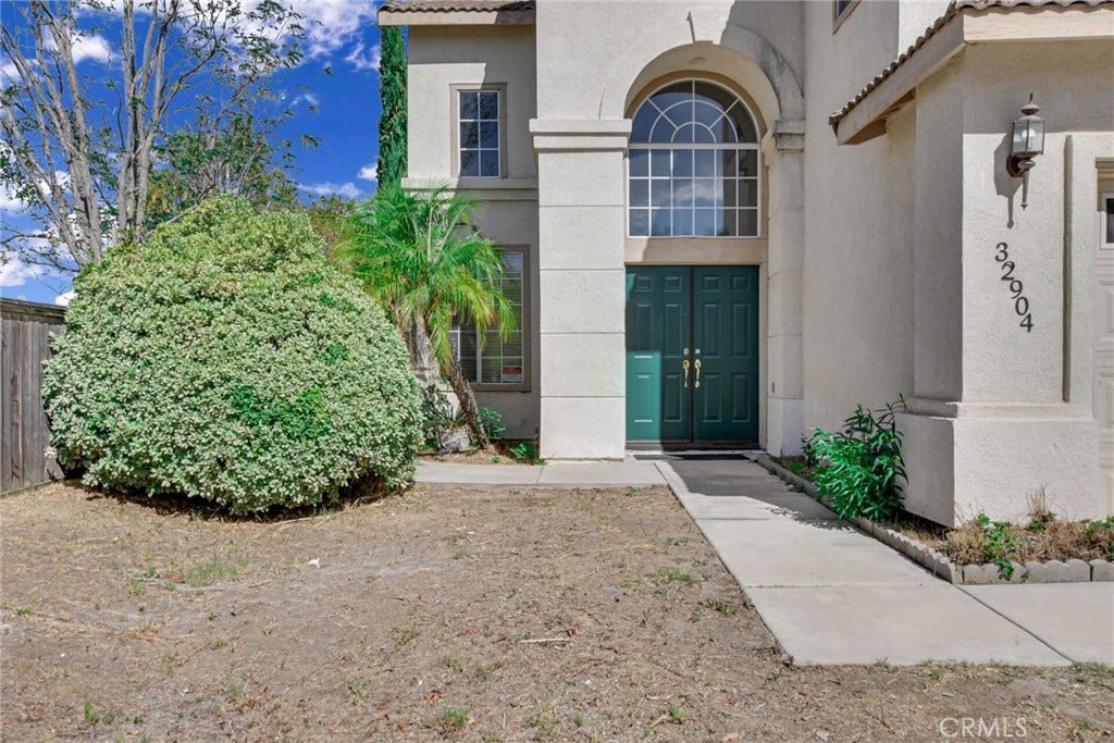 32904 Cinon Drive, Temecula, CA 92592 32904 Cinon Drive, Temecula, CA 92592