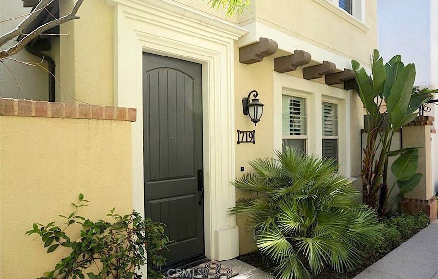 Property photo for 719 E Valencia, Anaheim, CA