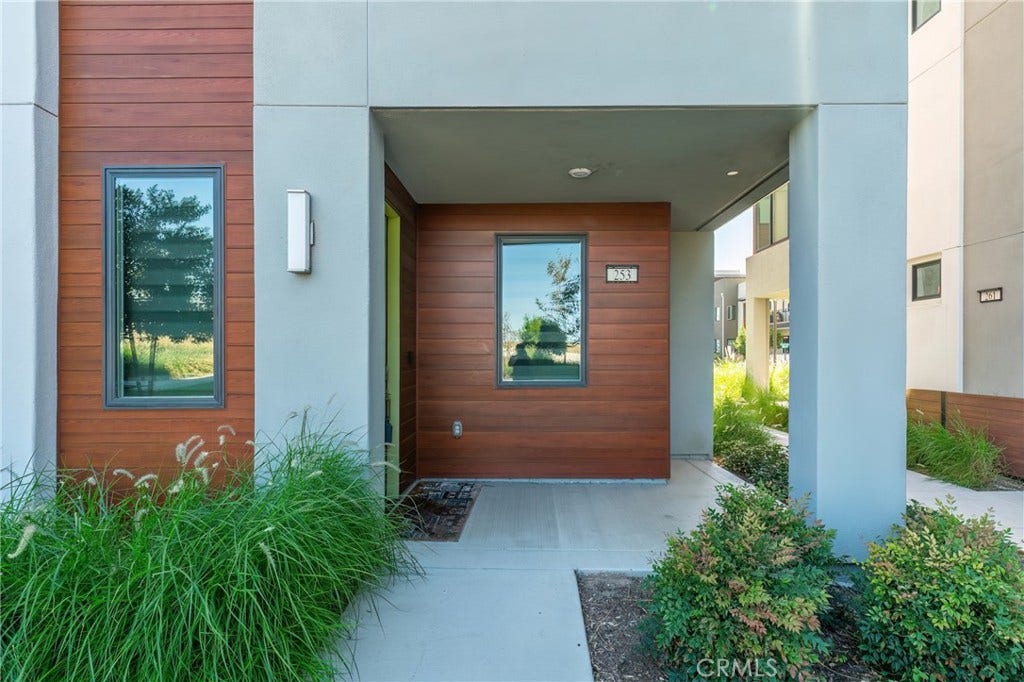 253 Waypoint, Tustin, CA 92782