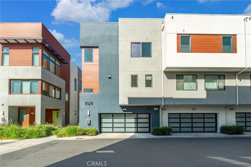 253 Waypoint, Tustin, CA 92782