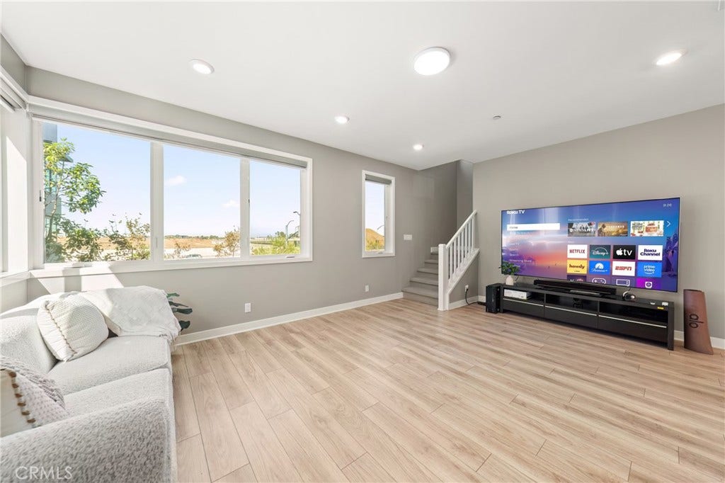253 Waypoint, Tustin, CA 92782