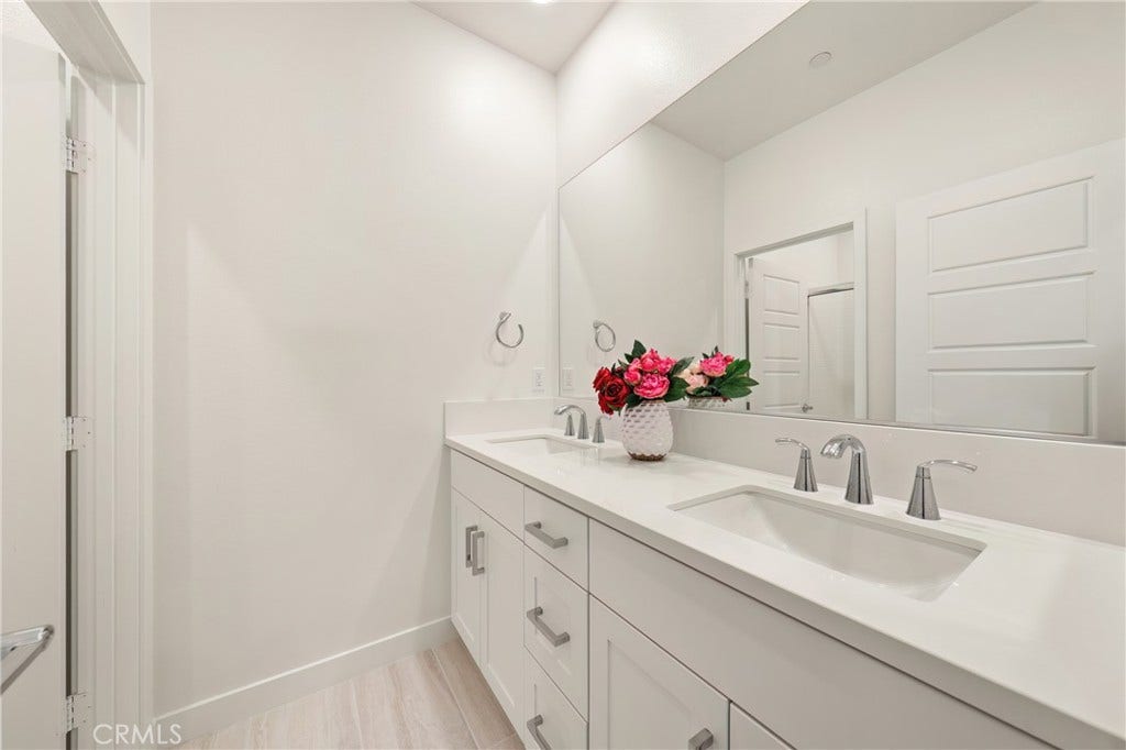 253 Waypoint, Tustin, CA 92782