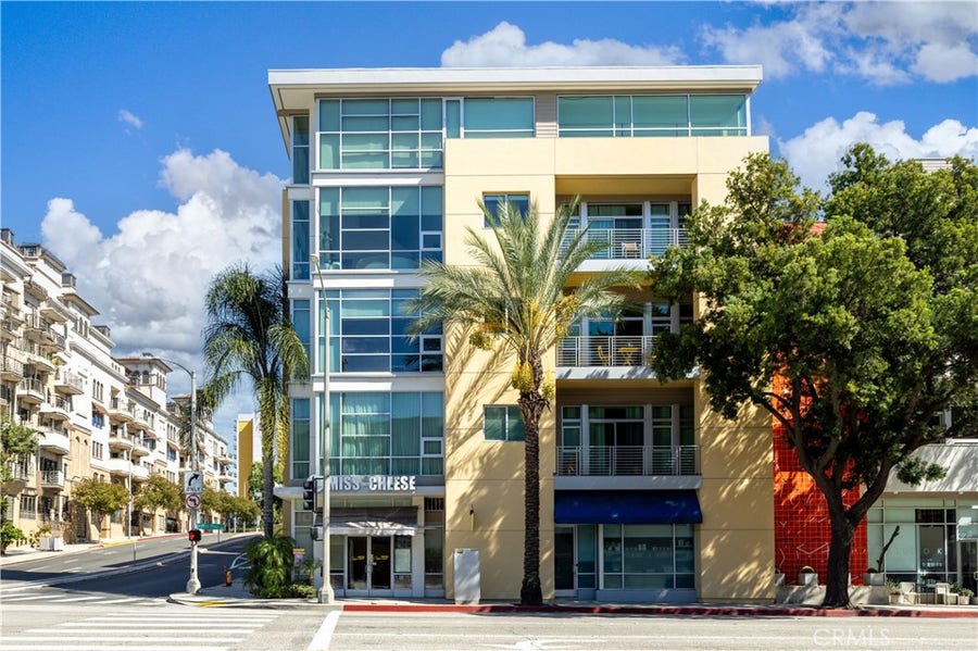 Property photo for 238 S Arroyo Pkwy, #110, Pasadena, CA