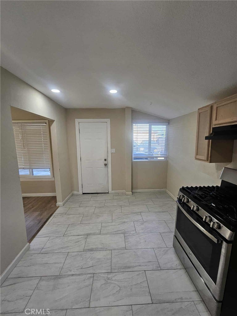 814 E E Street, Ontario, CA 91764 814 E E Street, Ontario, CA 91764