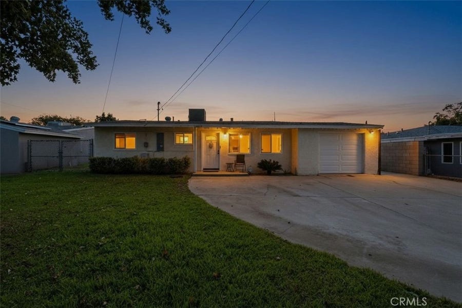 Property photo for 18631 Hawthorne, Bloomington, CA