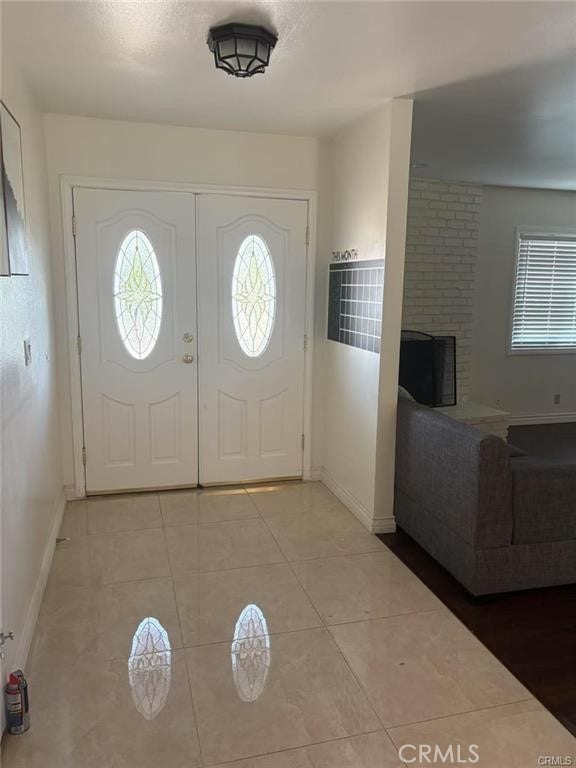 1095 W 17th Street, Upland, CA 91784 Entry