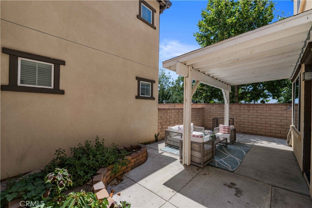 3830 S Silver Oak, Ontario, CA 91761
