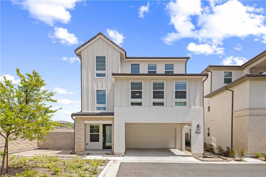 Property photo for 190 Tivoli, Lake Forest, CA