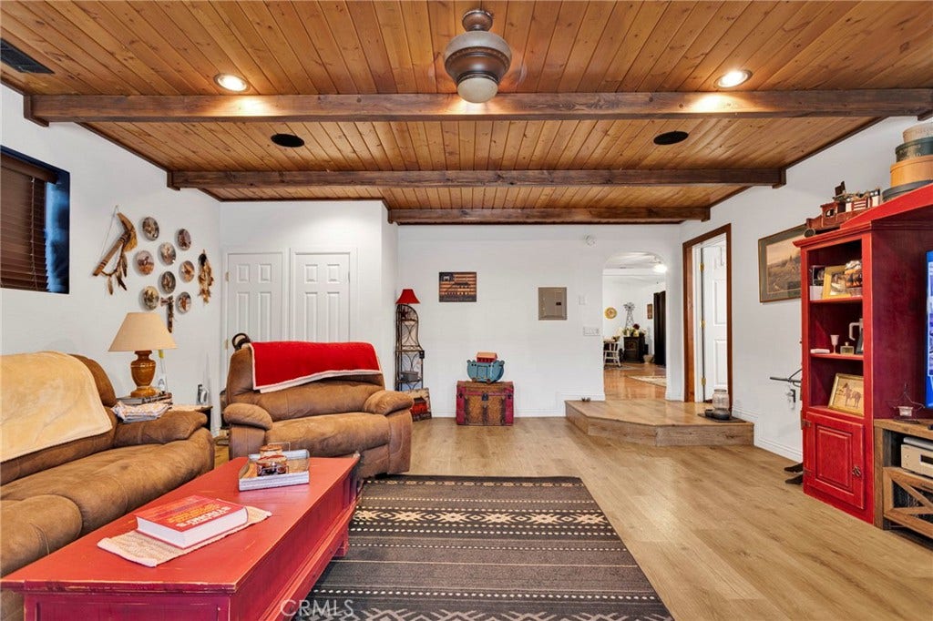 7766 Pipeline, Wrightwood, CA 92397 7766 Pipeline, Wrightwood, CA 92397