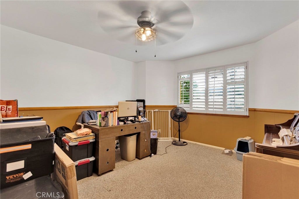 7766 Pipeline, Wrightwood, CA 92397 Bonus space/office