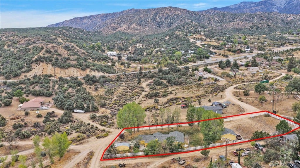 7766 Pipeline, Wrightwood, CA 92397 7766 Pipeline, Wrightwood, CA 92397
