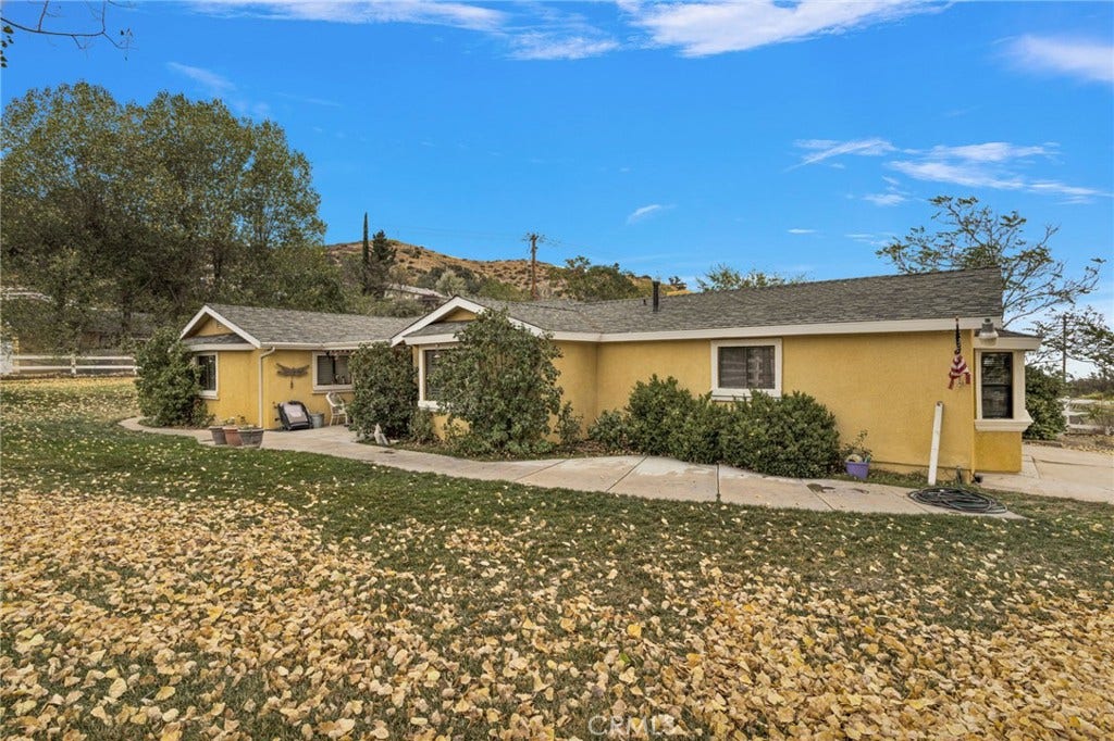 7766 Pipeline, Wrightwood, CA 92397 7766 Pipeline, Wrightwood, CA 92397