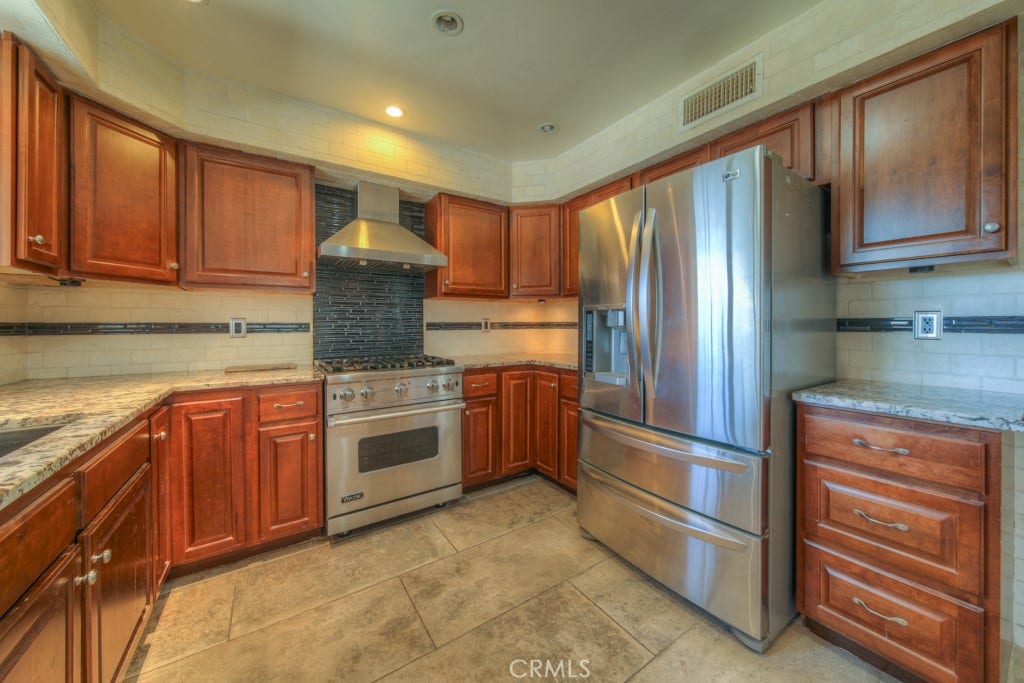 6589 Thunder Bay Trail, Riverside, CA 92509 Kitchen