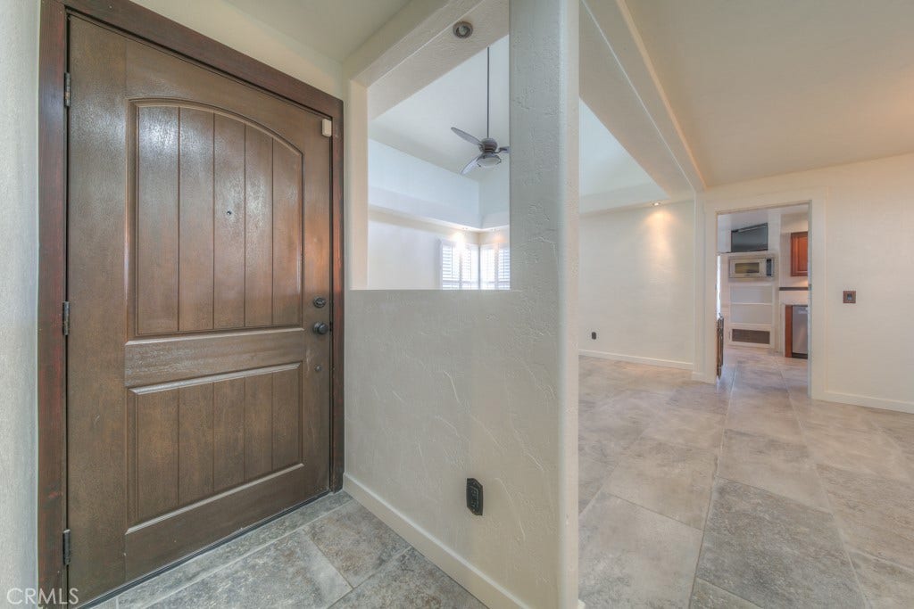 6589 Thunder Bay Trail, Riverside, CA 92509 Front door inside