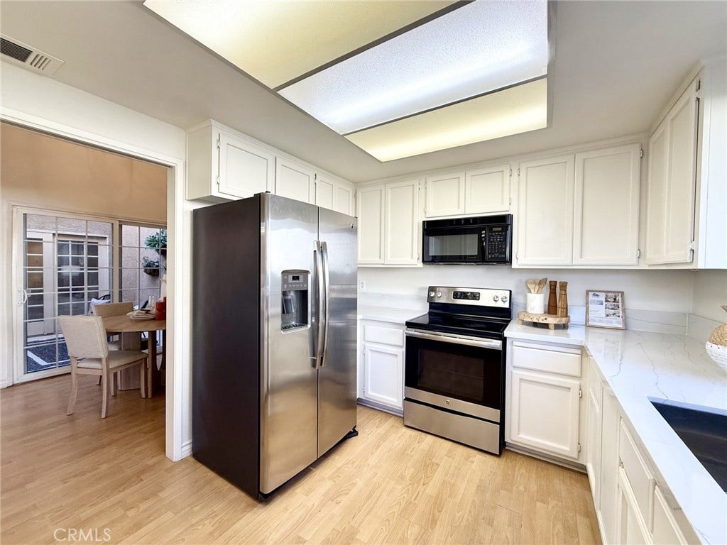 451 Corte Rojo, Upland, CA 91786 451 Corte Rojo, Upland, CA 91786