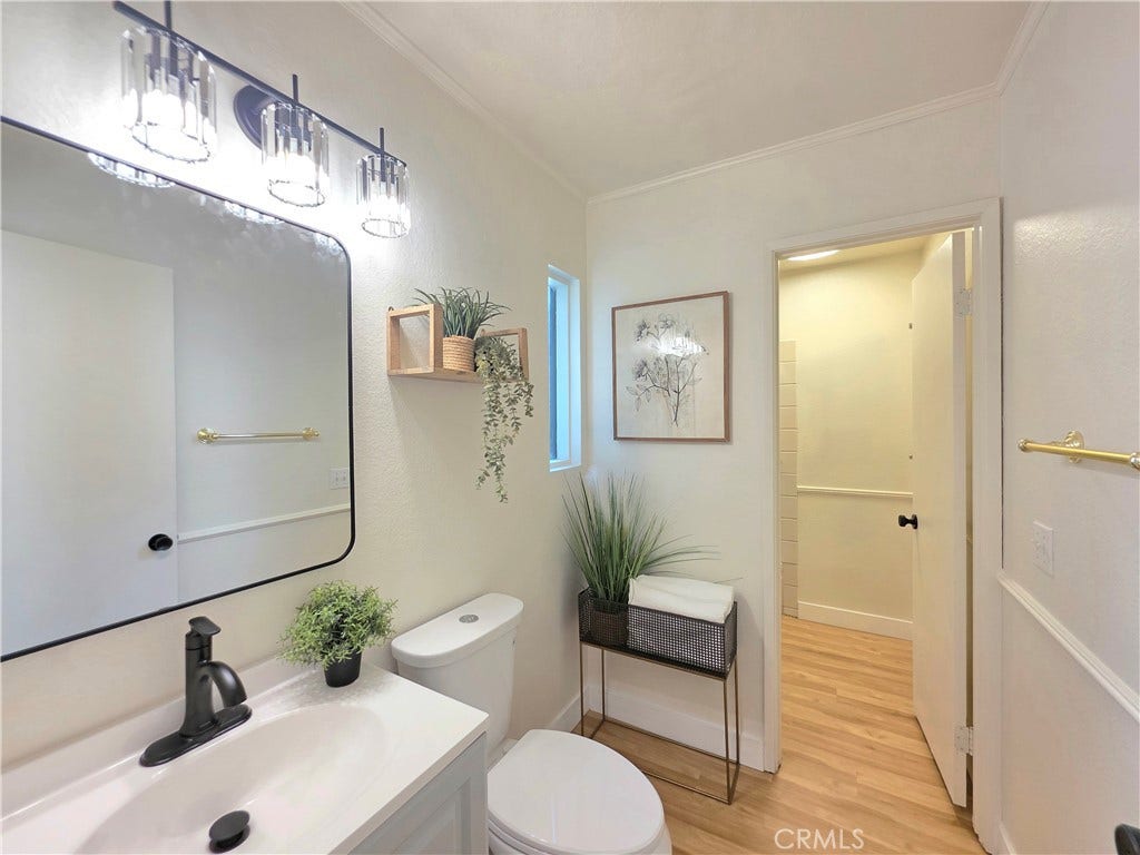 451 Corte Rojo, Upland, CA 91786 451 Corte Rojo, Upland, CA 91786