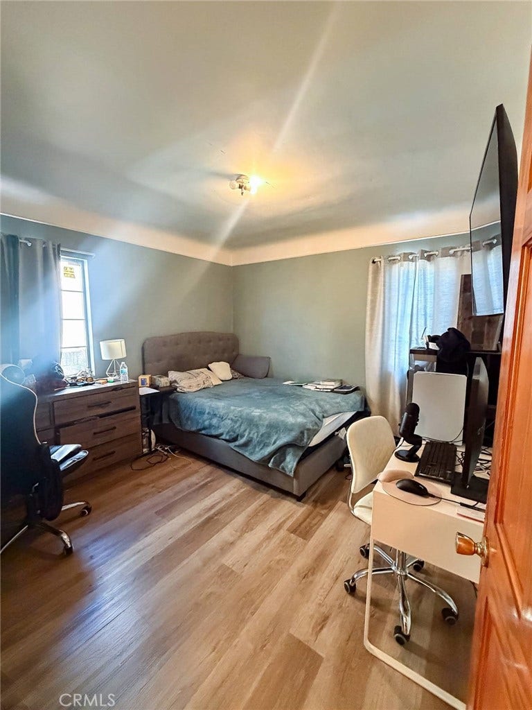 4027 Santa Ana, Huntington Park, CA 90255 4027 Santa Ana, Huntington Park, CA 90255