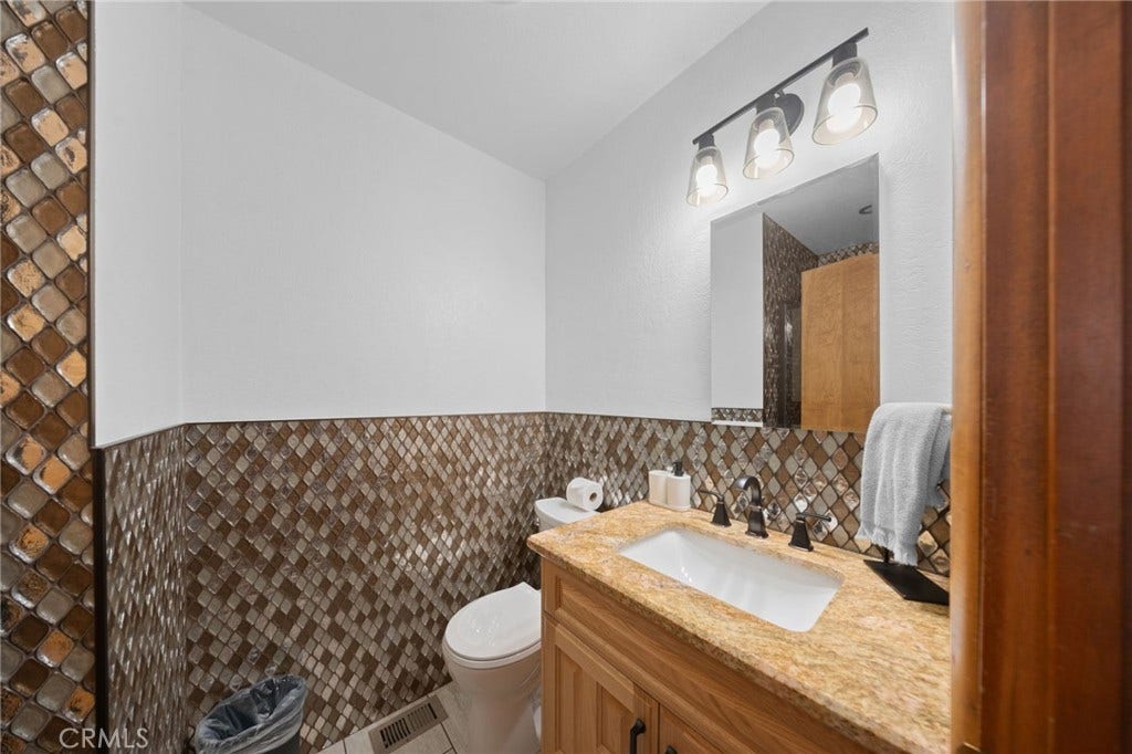 26220 Circle, Lake Arrowhead, CA 92391 26220 Circle, Lake Arrowhead, CA 92391