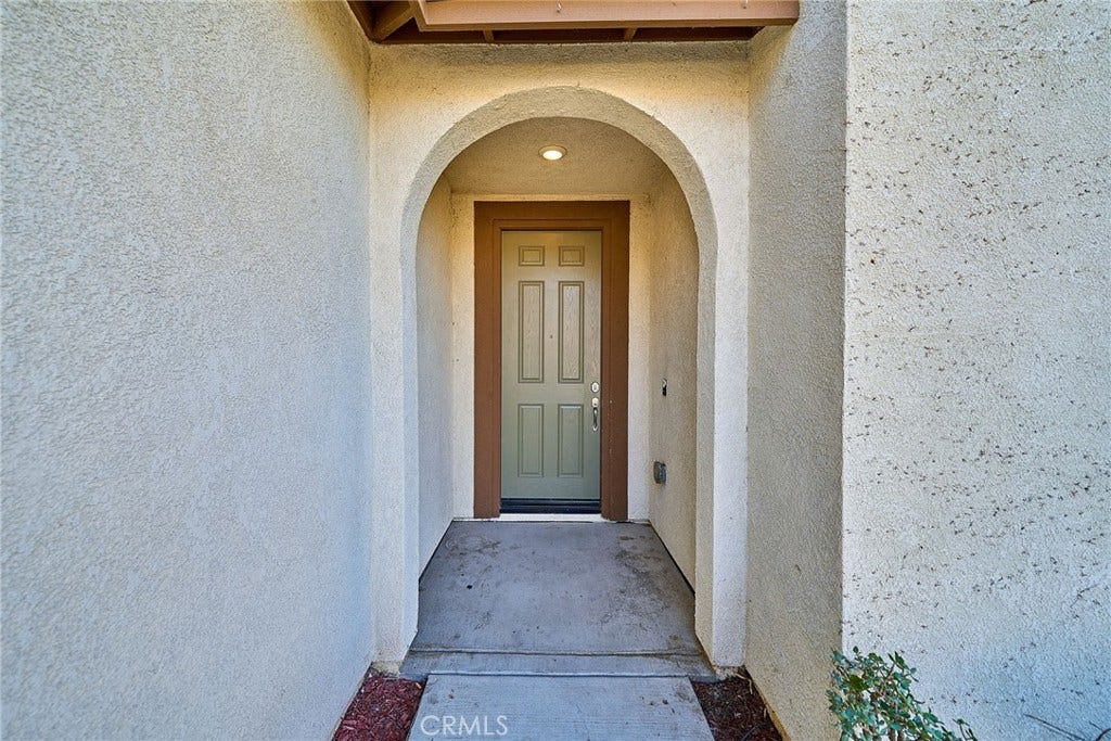 12037 Meander Way, Eastvale, CA 91752 12037 Meander Way, Eastvale, CA 91752
