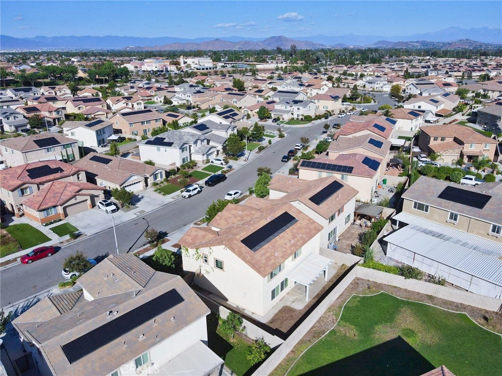 12037 Meander Way, Eastvale, CA 91752 12037 Meander Way, Eastvale, CA 91752