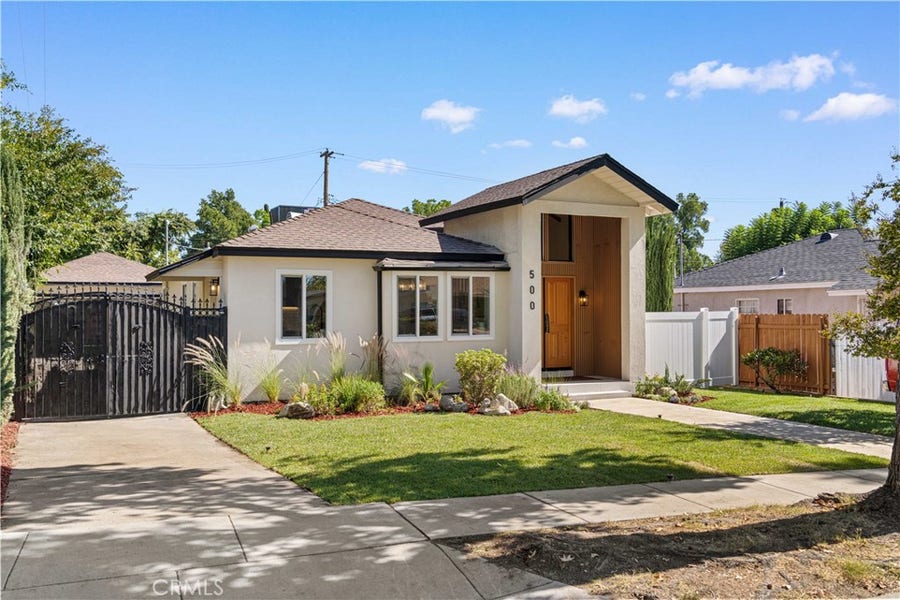 Property photo for 500 Santa Paula Avenue, Pasadena, CA