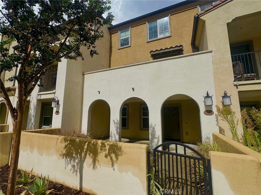 Property photo for 909 Santa Fe Avenue, #D, San Gabriel, CA