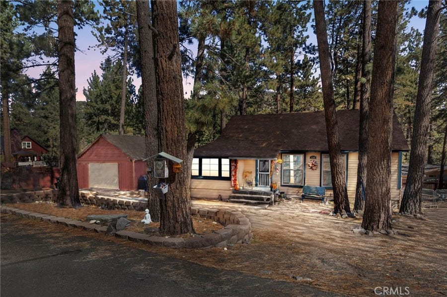 Property photo for 1308 Edna Street, Wrightwood, CA