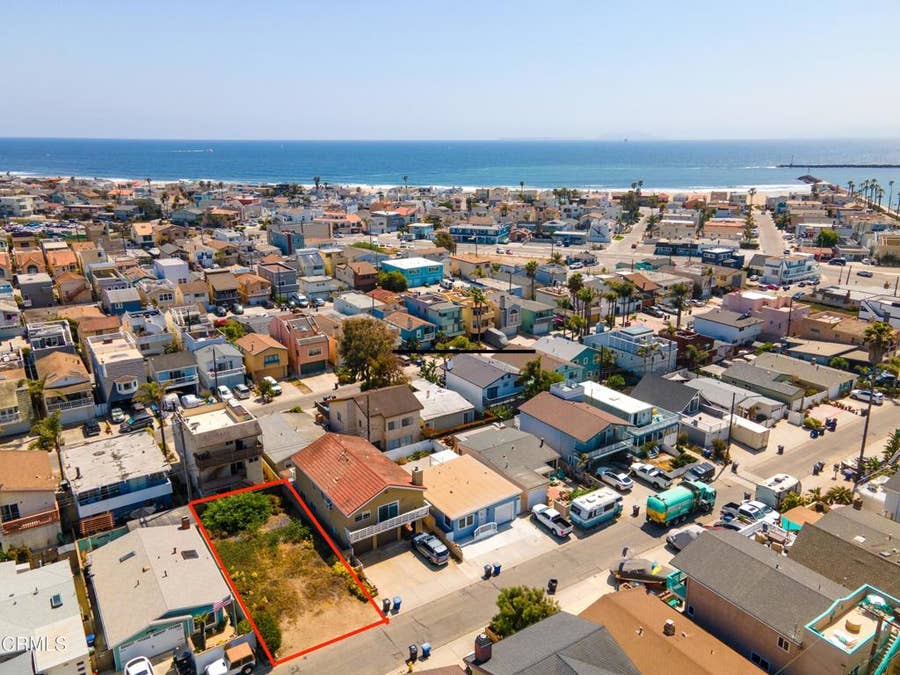 Property photo for 316 Santa Monica Drive, Oxnard, CA