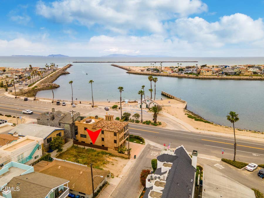 Property photo for 274 Sunset Drive, Oxnard, CA