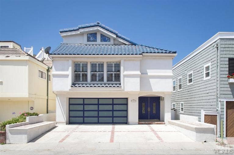 Property photo for 4025 Ocean Drive, Oxnard, CA